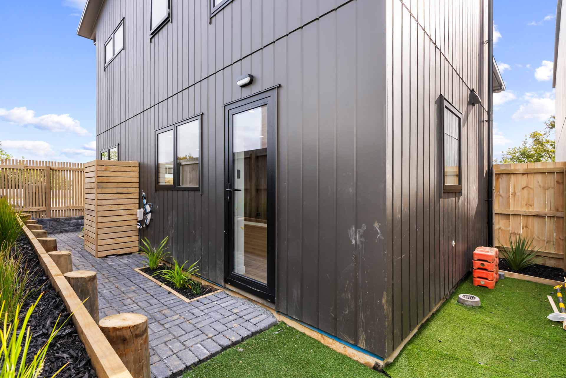 Shirley-terraces-Oct-2025-020